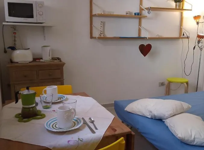 Apartment, Super Position Lägenhet
